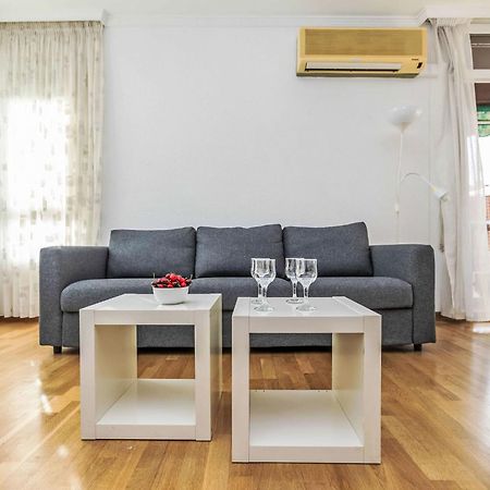 Apartment Sants-Les Corts Galileu By Interhome Barcelona Exterior foto
