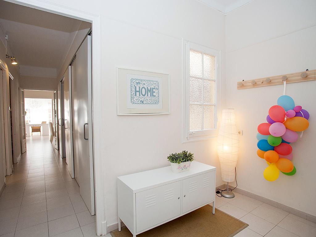 Apartment Sants-Les Corts Galileu By Interhome Barcelona Exterior foto